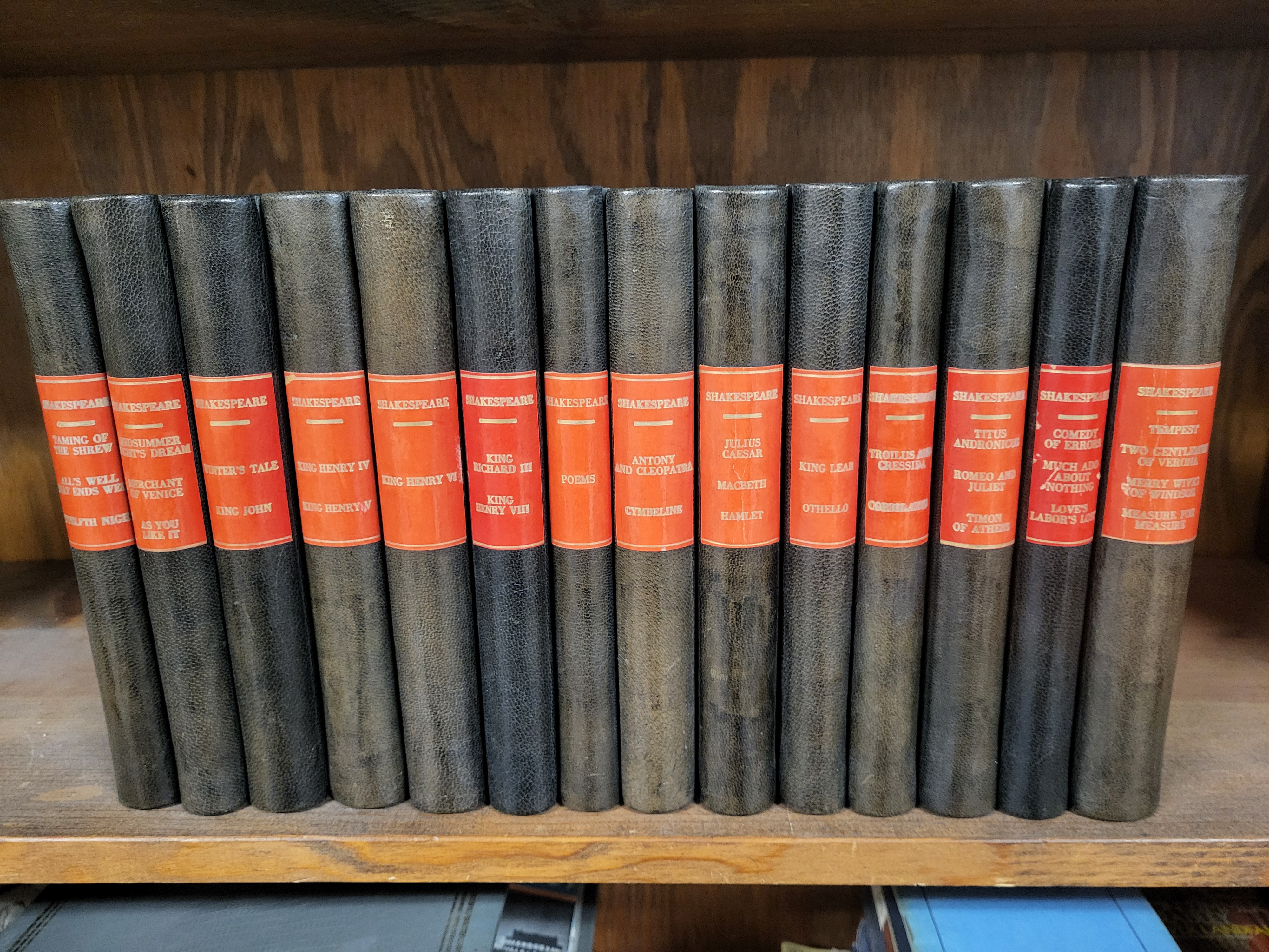 The Works of William Shakespeare (Complete in 7 Volumes Comprising Fourteen books]
