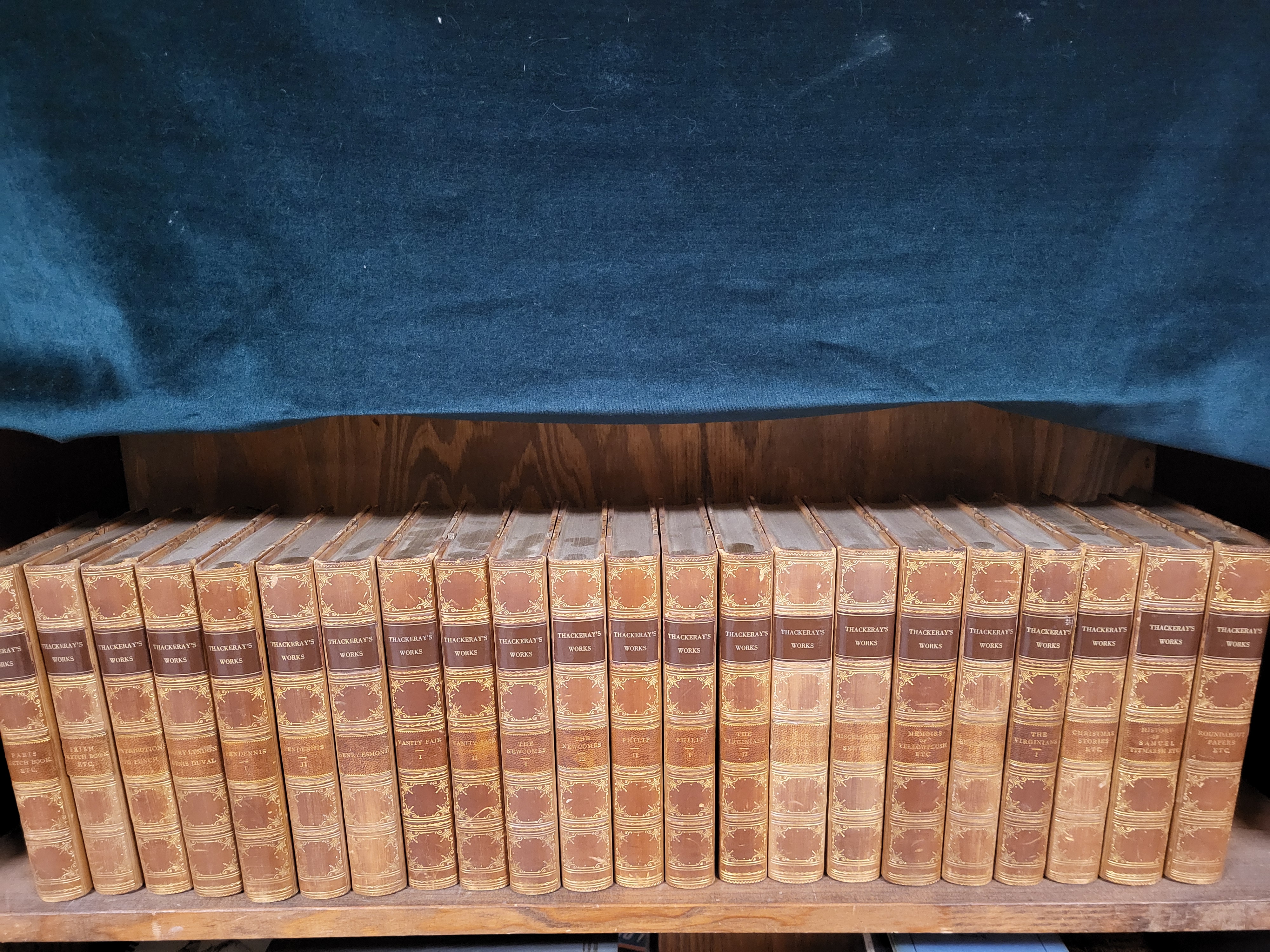 The Complete Works of William Makepeace Thackeray: [Illustrated Library Edition Complete in 22 Volumes].